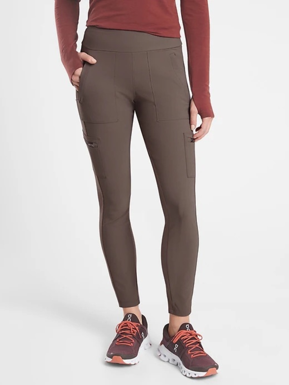 Athleta Headlands Hybrid Cargo Tight size 6